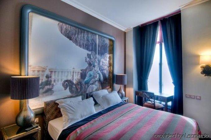 Hotel Fontaines Du Luxembourg Paris Zimmer foto